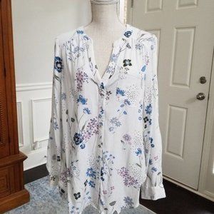 Candies Button Front Long Sleeve Shirt Floral Print V-Neck Size Medium